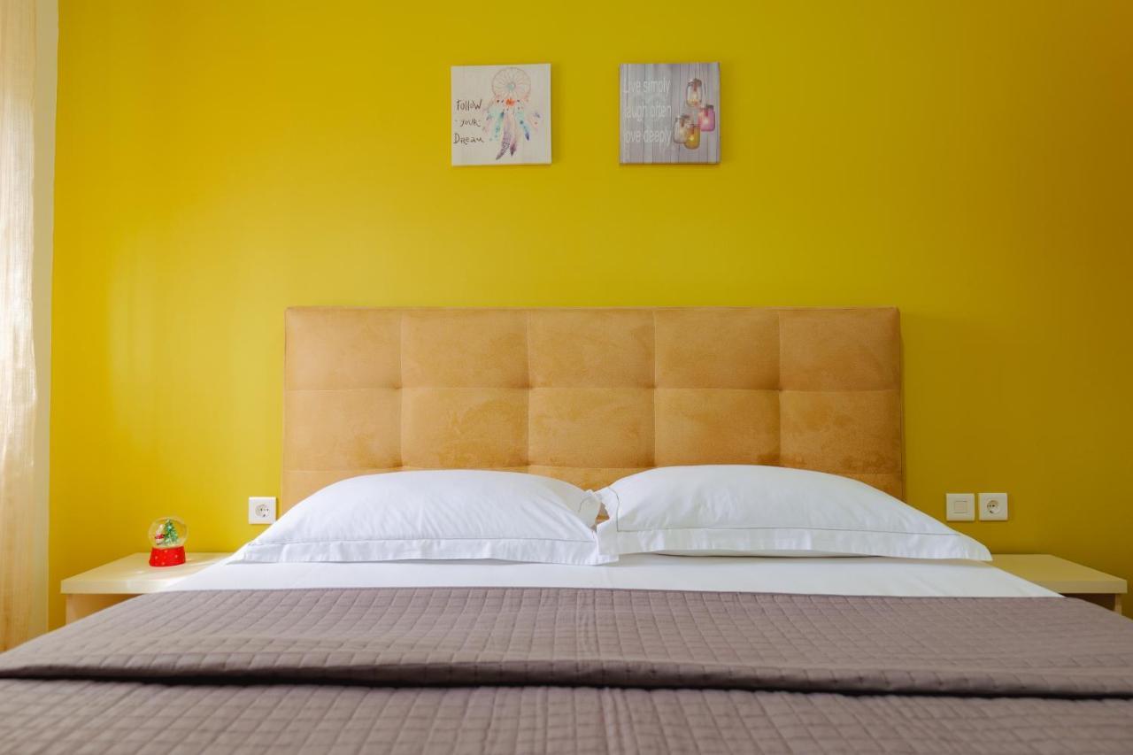 Eden Suites & Apartments Sarandë 外观 照片