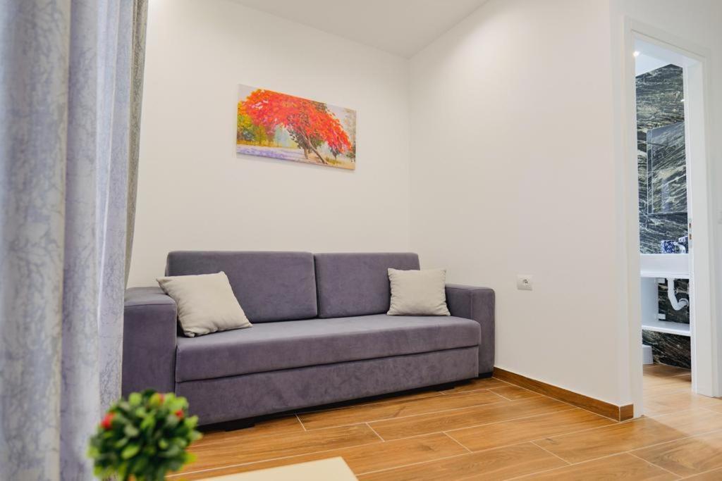 Eden Suites & Apartments Sarandë 外观 照片